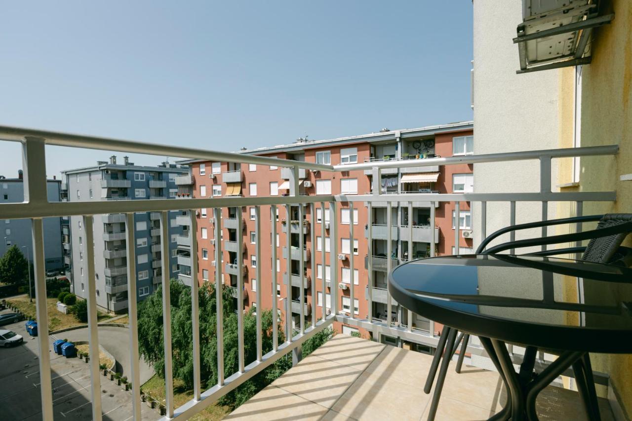Appartamento Ladenta Apartman*** *